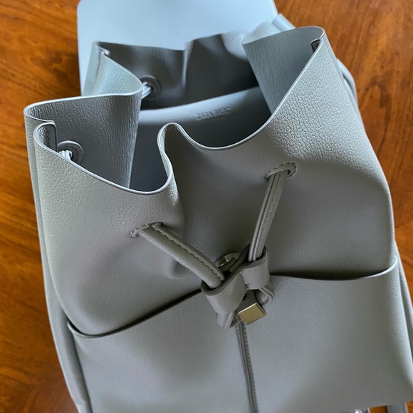Light Grey Drawstring/Snap Closure Bag - Picture 4 of 5